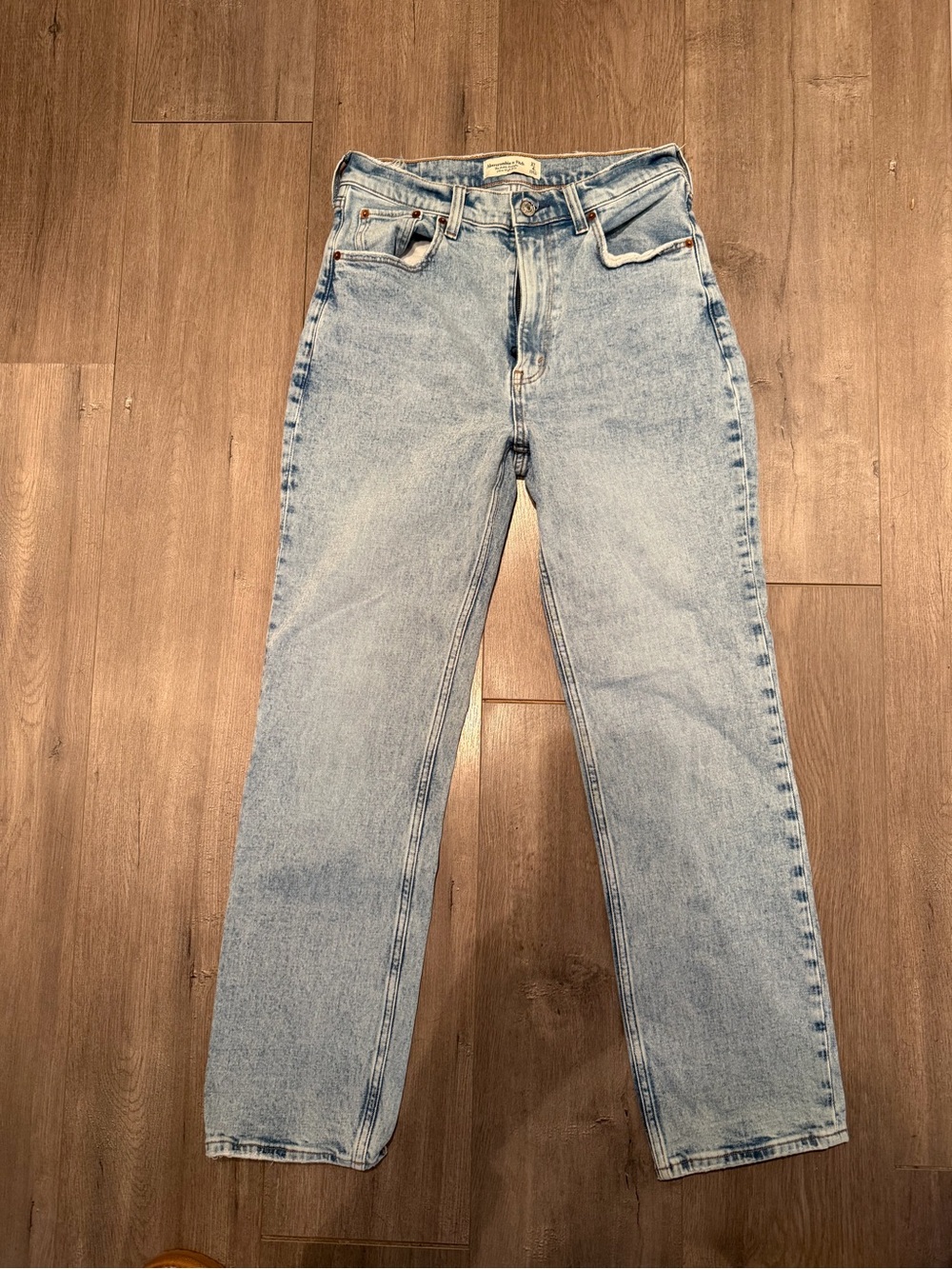 Abercrombie & Fitch Light Wash Women’s Jeans - Classic Straight Leg